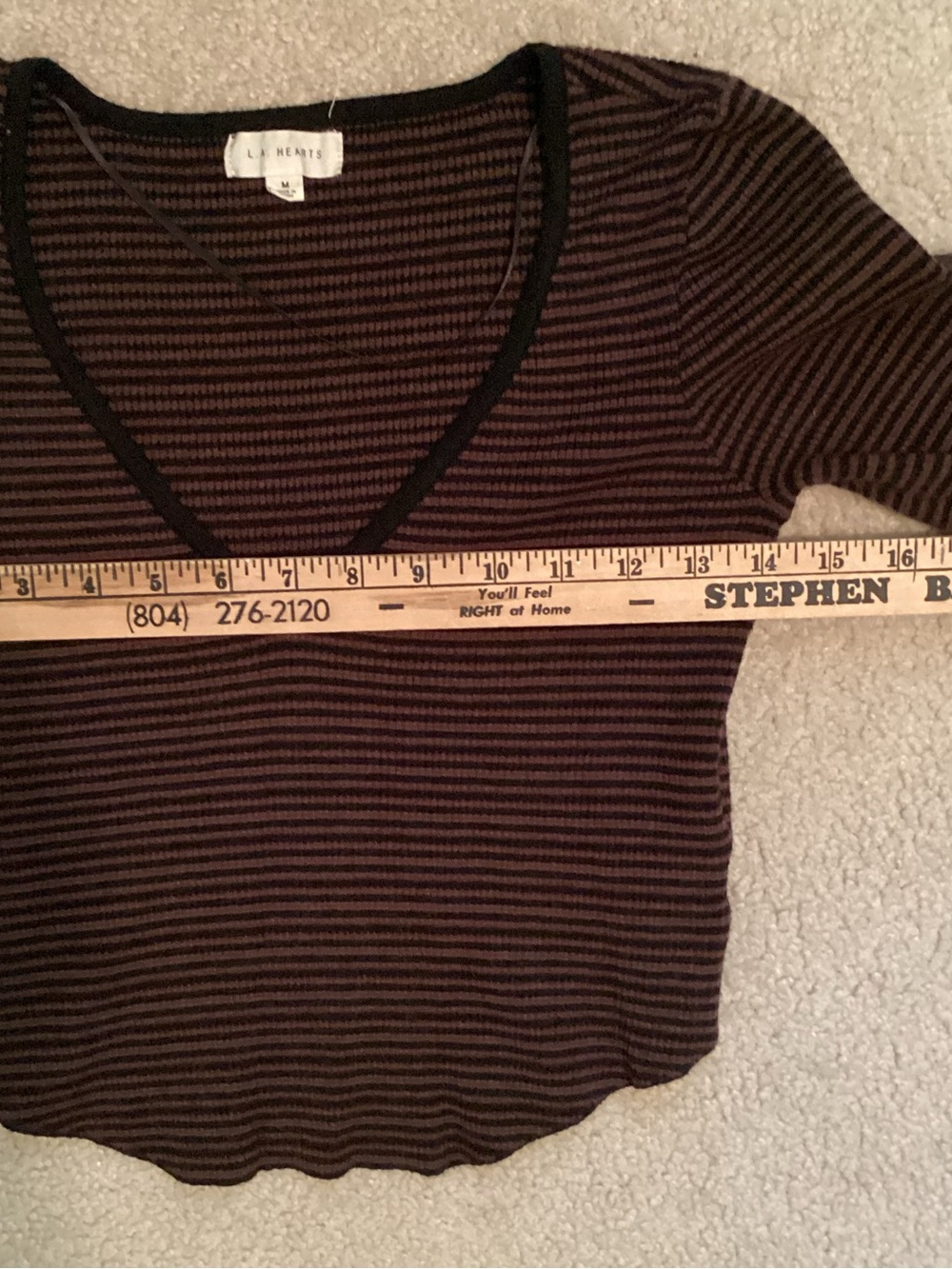 L. A. Hearts Ladies V-Neck Black/ Brown Stripe Long Sleeve Pullover Top Size M - Picture 7 of 7